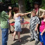 TV OIK natáčí rozhovor s Bleskovým Jackem a dětmi